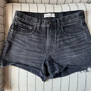 Abercrombie Mid Rise Boyfriend Shorts Washed Black Denim Cutoffs Shorts
